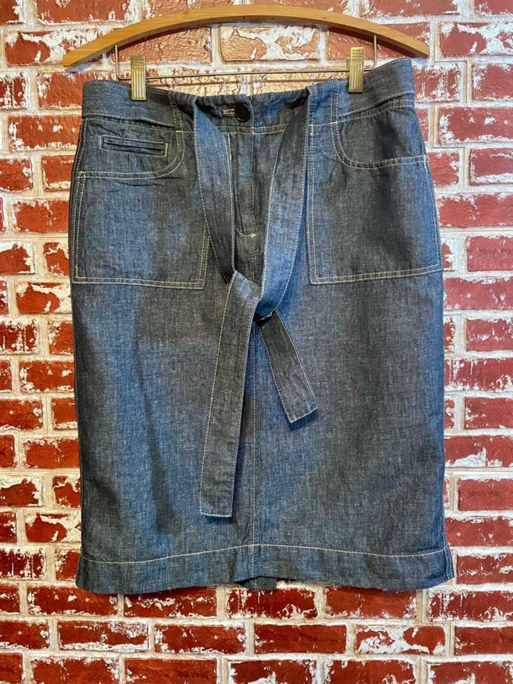 Talbots Indigo Chambray Linen-Cotton Blend Utility Belted Pencil Skirt. 6.